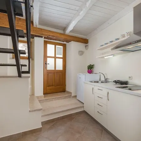 Charming Studio 