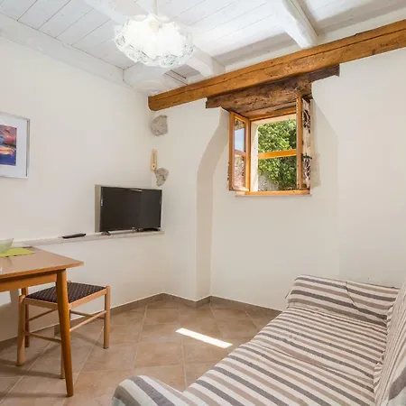 Charming Studio 